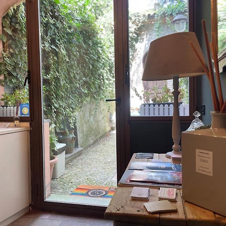 Le Camere Di Bsuites Affittacamere 파르마 외부 사진