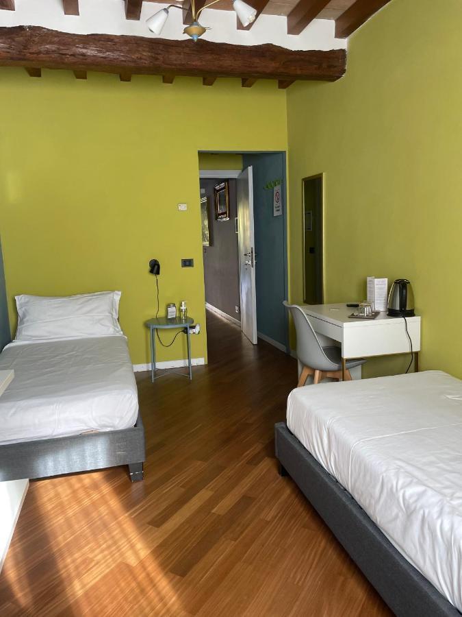 Le Camere Di Bsuites Affittacamere 파르마 외부 사진