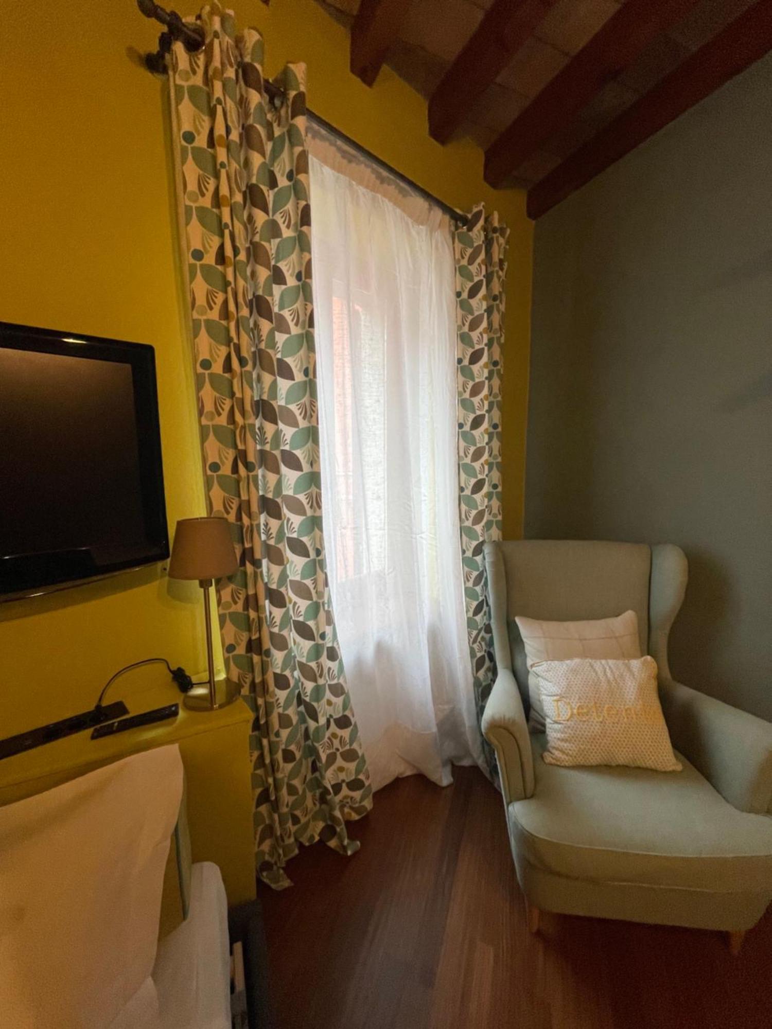 Le Camere Di Bsuites Affittacamere 파르마 외부 사진