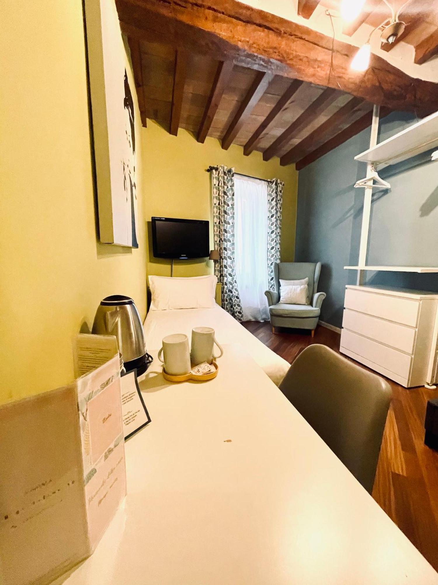 Le Camere Di Bsuites Affittacamere 파르마 외부 사진